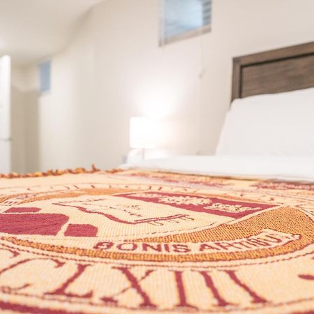 The Boston Rental - Multiple Floorplans Экстерьер фото