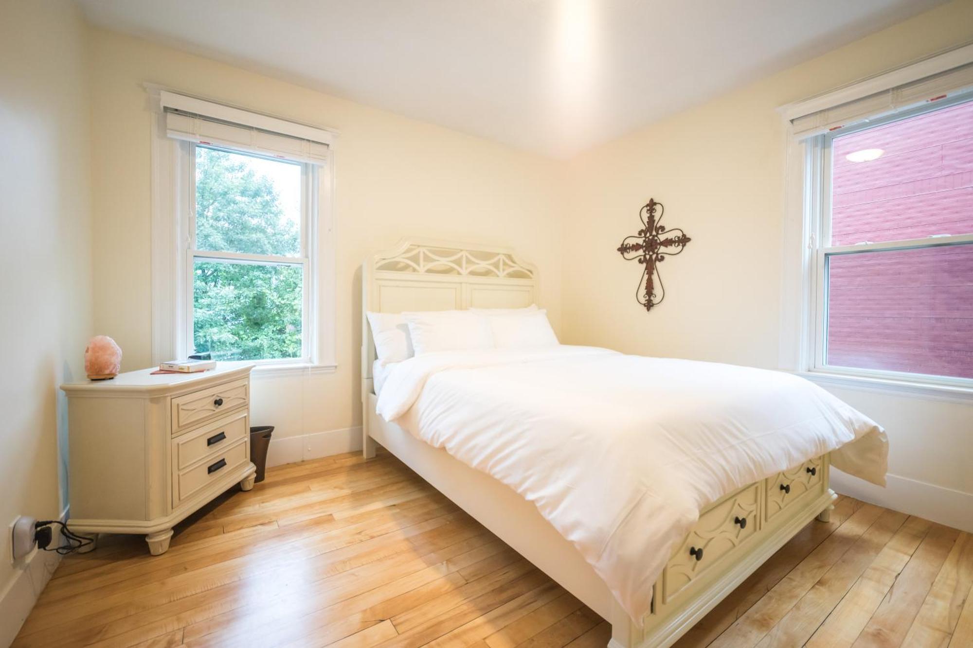 The Boston Rental - Multiple Floorplans Экстерьер фото